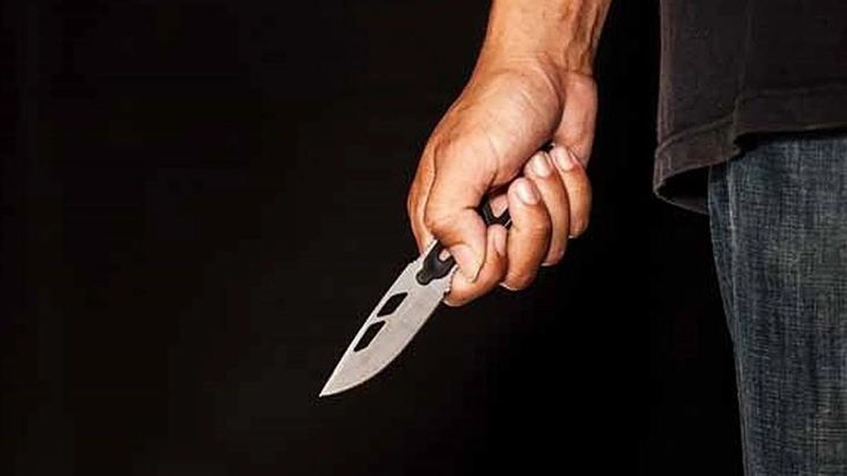 Fransa'da 16 yaşındaki öğrenci, ders sırasında öğretmenini bıçaklayarak öldürdü