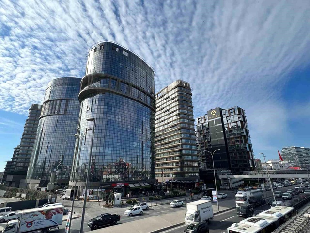 İstanbul'da deprem tedirginliği: Fay hattından uzak ilçelere talep arttı İstanbul'da deprem tedirginliği: Fay hattından uzak ilçelere talep arttı