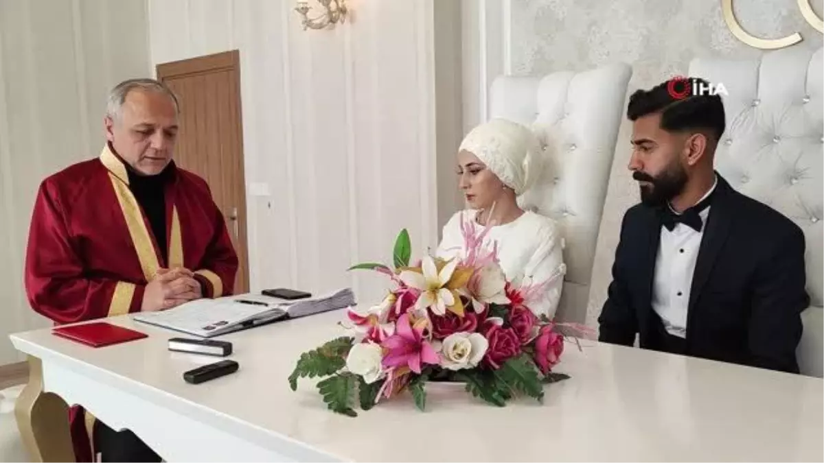 Kahramanmaraşlı depremzede gençlerin nikahı Amasya'da kıyıldı