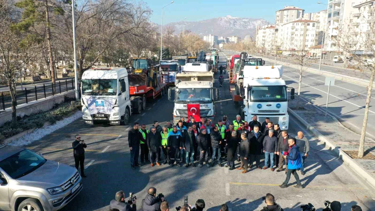 Kayseri\'de belediyelerin deprem bölgesine yardımları sürüyor
