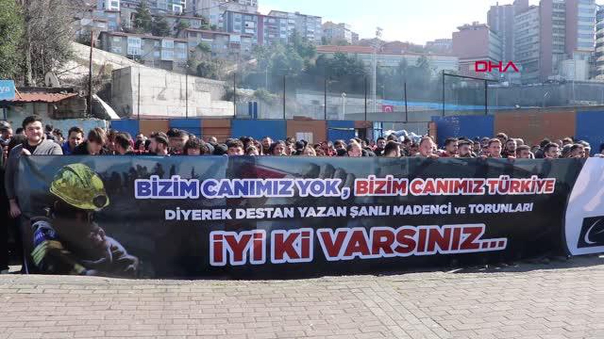 SPOR Zonguldak Kömürspor ile Karabük İdman Yurdu depremzedeler için sahaya çıktı