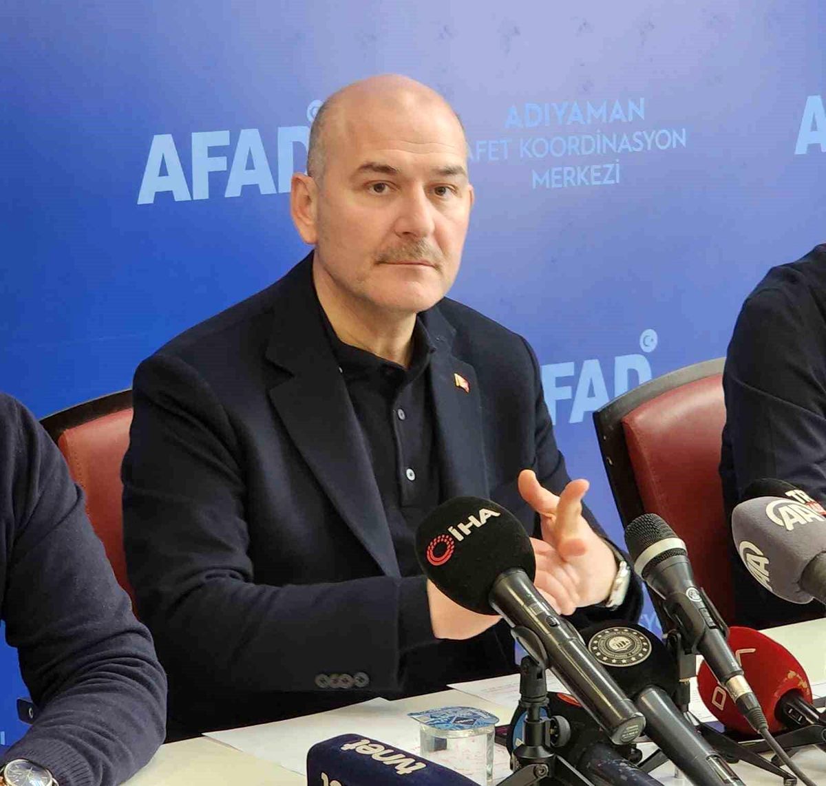Bakan Soylu: "Dünyada hiçbir ülke üst üste yaşanan 5 yıkıcı depremin altından kalkabilecek kabiliyette değildi"