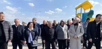Büyükkılıç Kahramanmaraş'taki konteyner kenti ziyaret etti
