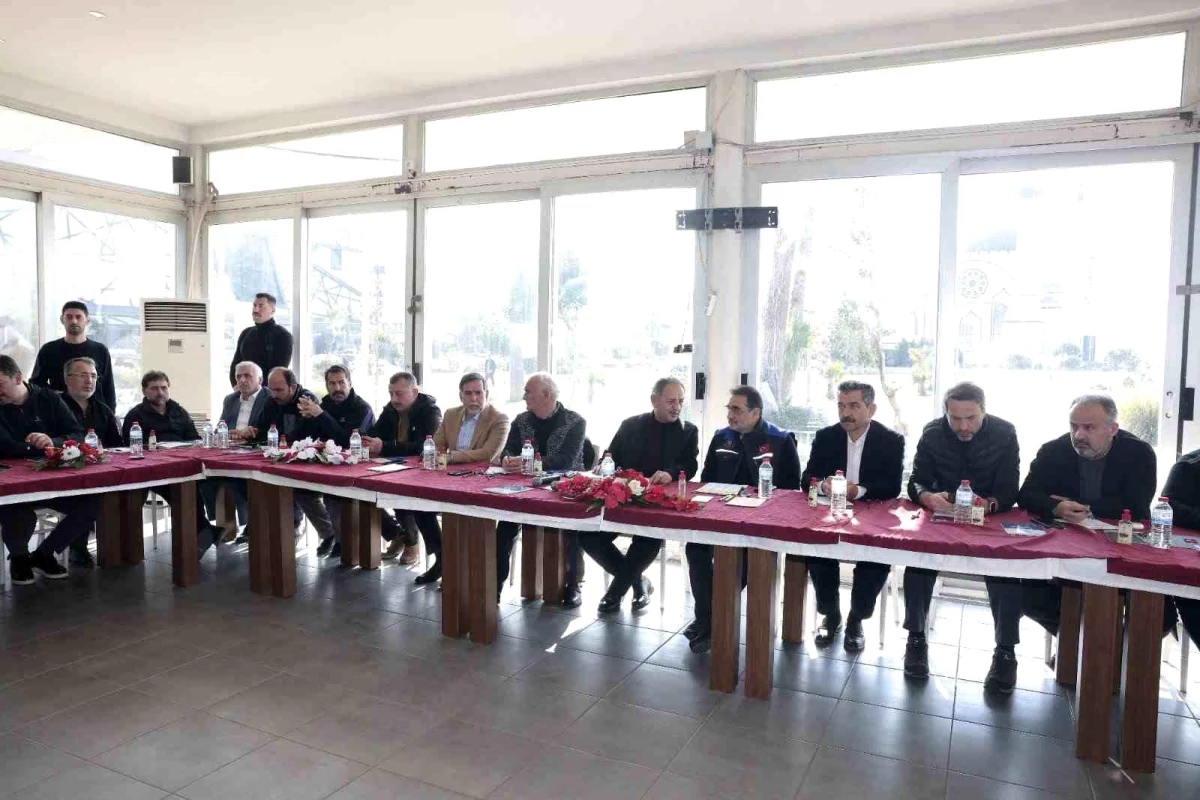 Başkan Savran, AK Partili Belediye Başkanları İstişare ve Değerlendirme Toplantısına katıldı