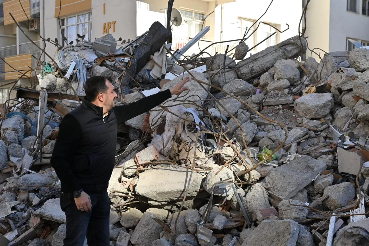 Başkan Yüksel, depremden etkilenen Malatya\'da temaslarda bulundu