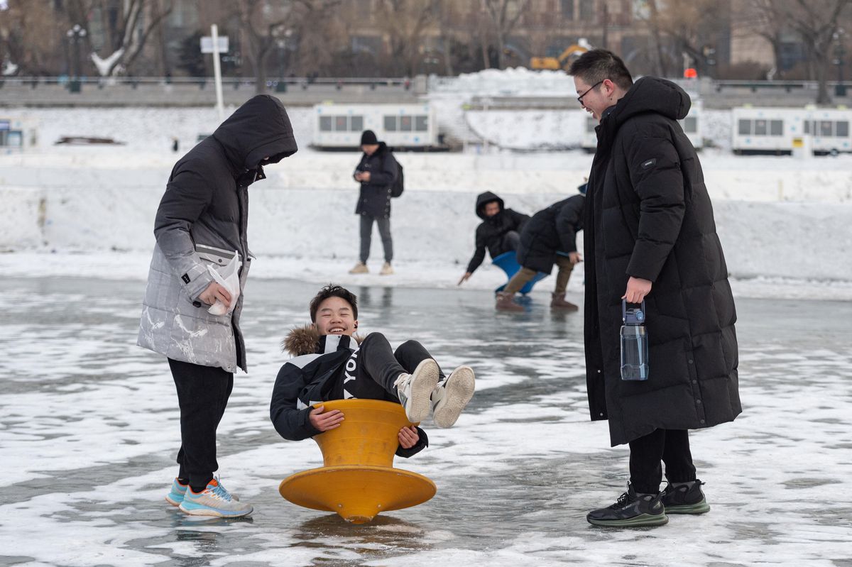 Çin\'in Harbin Kentindeki Kar ve Buz Temalı Park Sezonu Kapadı