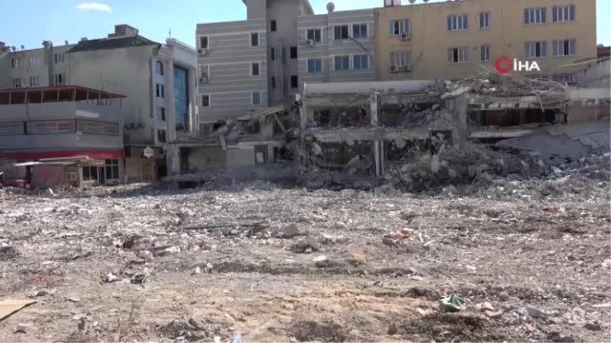Deprem Adıyaman\'da 6 oteli yıktı