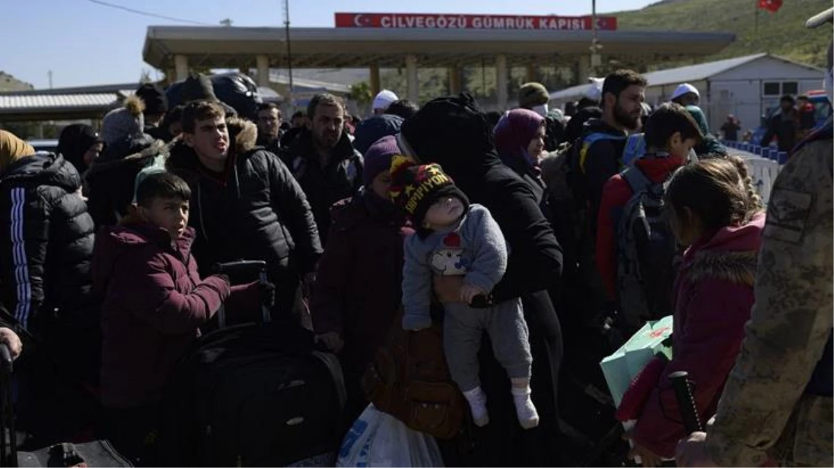 Depremden sonra kaç Suriyeli ülkesine dönüş yaptı? Bakan Akar güncel rakamı paylaştı