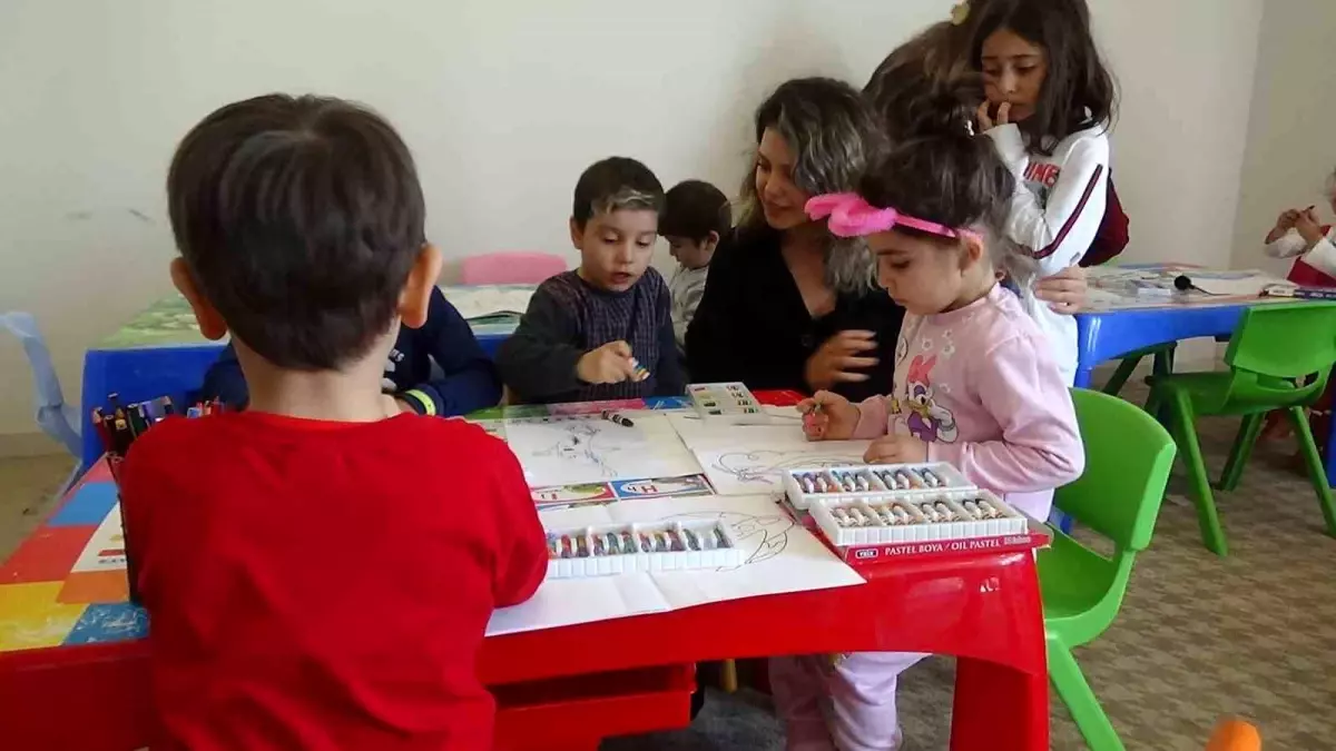 Depremzede öğrenciler için devlet-özel sektör işbirliği ile anaokulu kuruldu