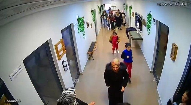 İkinci depreme anaokulunda yakalandılar, korku anları kameraya yansıdı İkinci depreme anaokulunda yakalandılar, korku anları kameraya yansıdı
