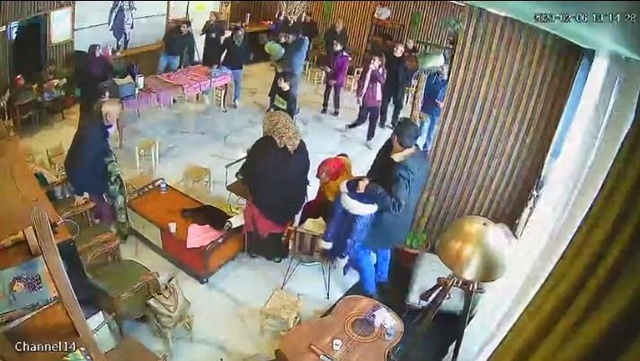 İkinci depreme anaokulunda yakalandılar, korku anları kameraya yansıdı İkinci depreme anaokulunda yakalandılar, korku anları kameraya yansıdı
