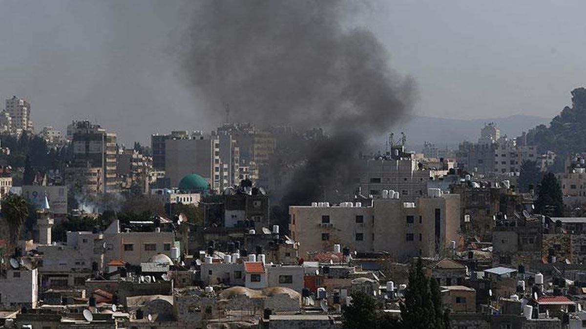 Bölgede gerilim tırmanıyor! İsrail, Filistin'e hava saldırısı düzenledi