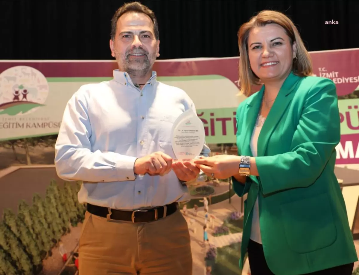 İzmit Belediyesi, Mahalle Afet Planı\'nı Devreye Sokmaya Hazırlanıyor