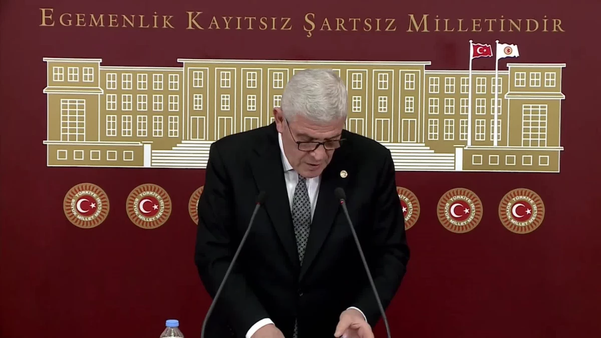 Müsavat Dervişoğlu: "Cumhurbaşkanı Erdoğan\'ı Kasımpaşa\'da Bitirimhane İşletmediği, Devlet Yönettiği Hususunda Uyarıyorum"