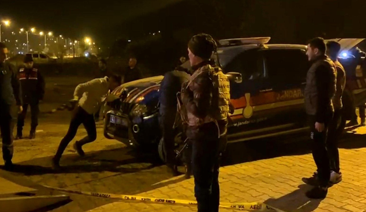 Osmaniye\'de trafik kazası: 2 ölü, 4 yaralı