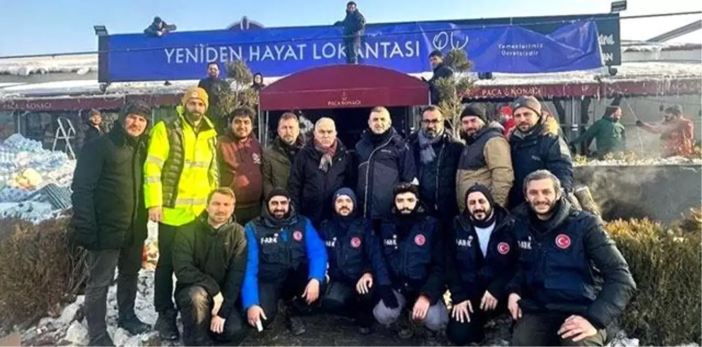 Şef Ömür Akkor... DEPREM BÖLGESİNDE GÖNÜLLÜ HİZMET!