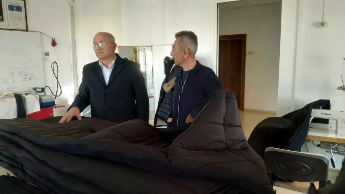 Sorgun\'da depremzedeler için 245 adet tulum dikildi