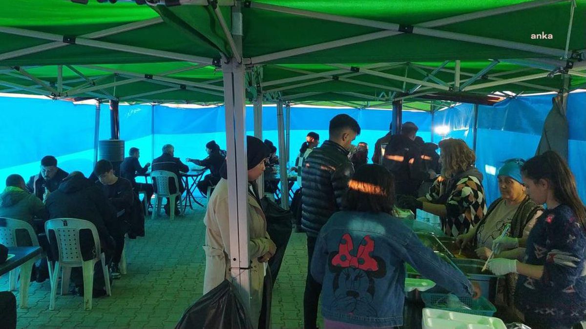Tepebaşı Belediyesi, Gaziantep İslahiye\'de Çalışmaya Devam Ediyor