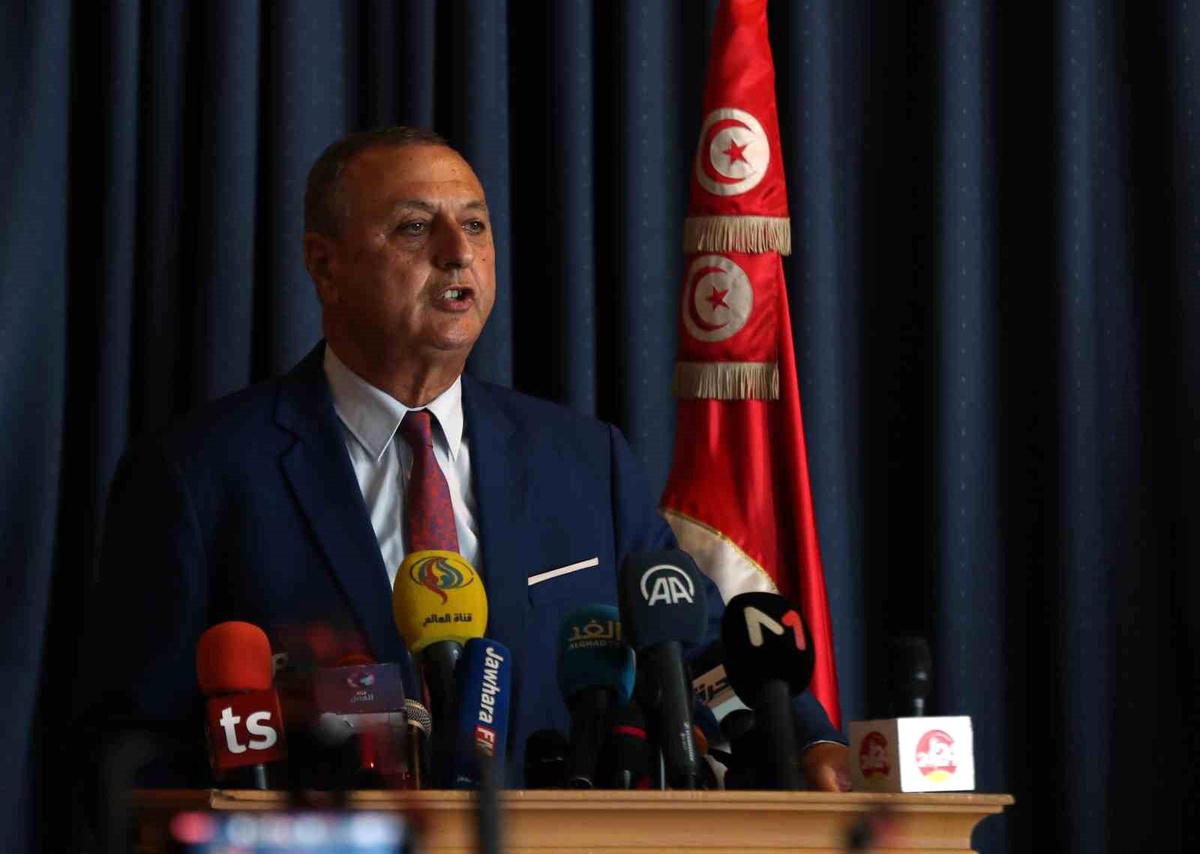 Tunus\'ta muhalif politikacılara gözaltı