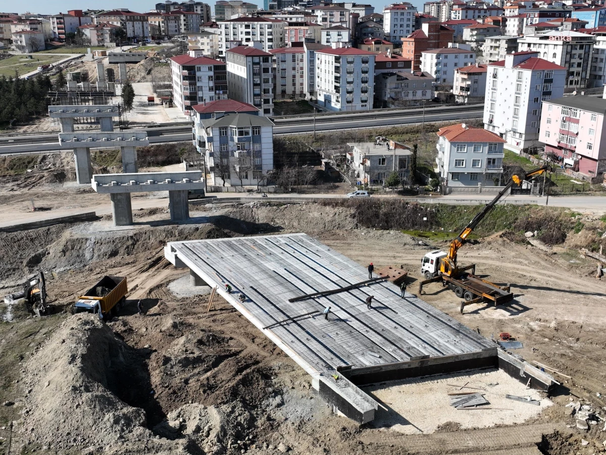 Çerkezköy Belediye Başkanı Akay, Bağlık Viyadüğü Çalışmalarını İnceledi