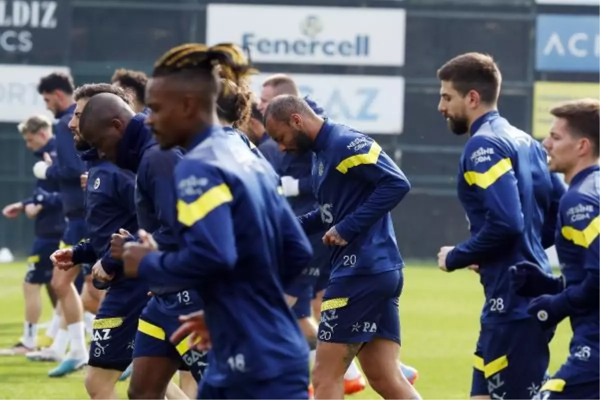 Fenerbahçe, Konyaspor\'u konuk edecek