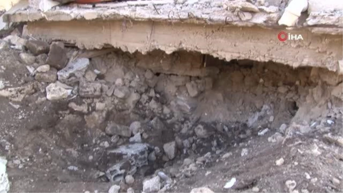 İlçe kırsalında "Taş yapılar betonarme binalara göre daha ölümcül oldu" iddiası