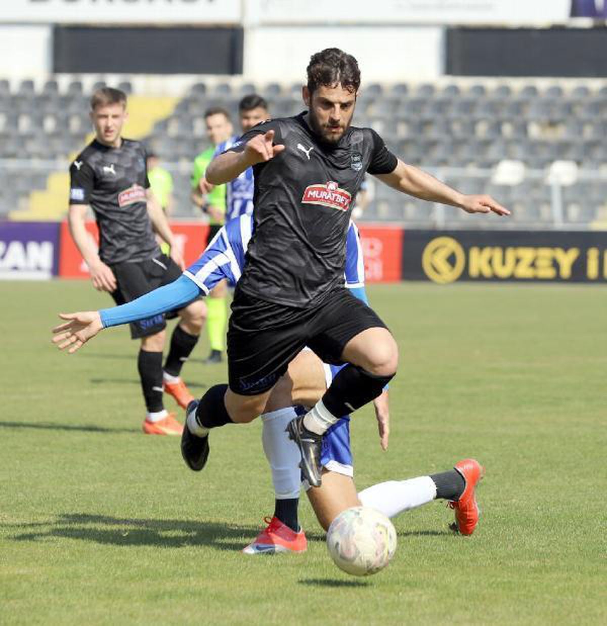 Nazilli\'de kardeş kaleciler rakip oldu