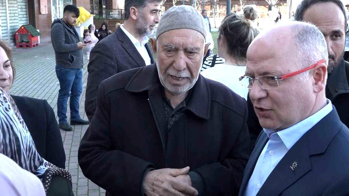 Depremzede Eyüp Ünler: "78 yaşındayım.20 deprem gördüm. Ama bu hiçbirine benzemiyordu"