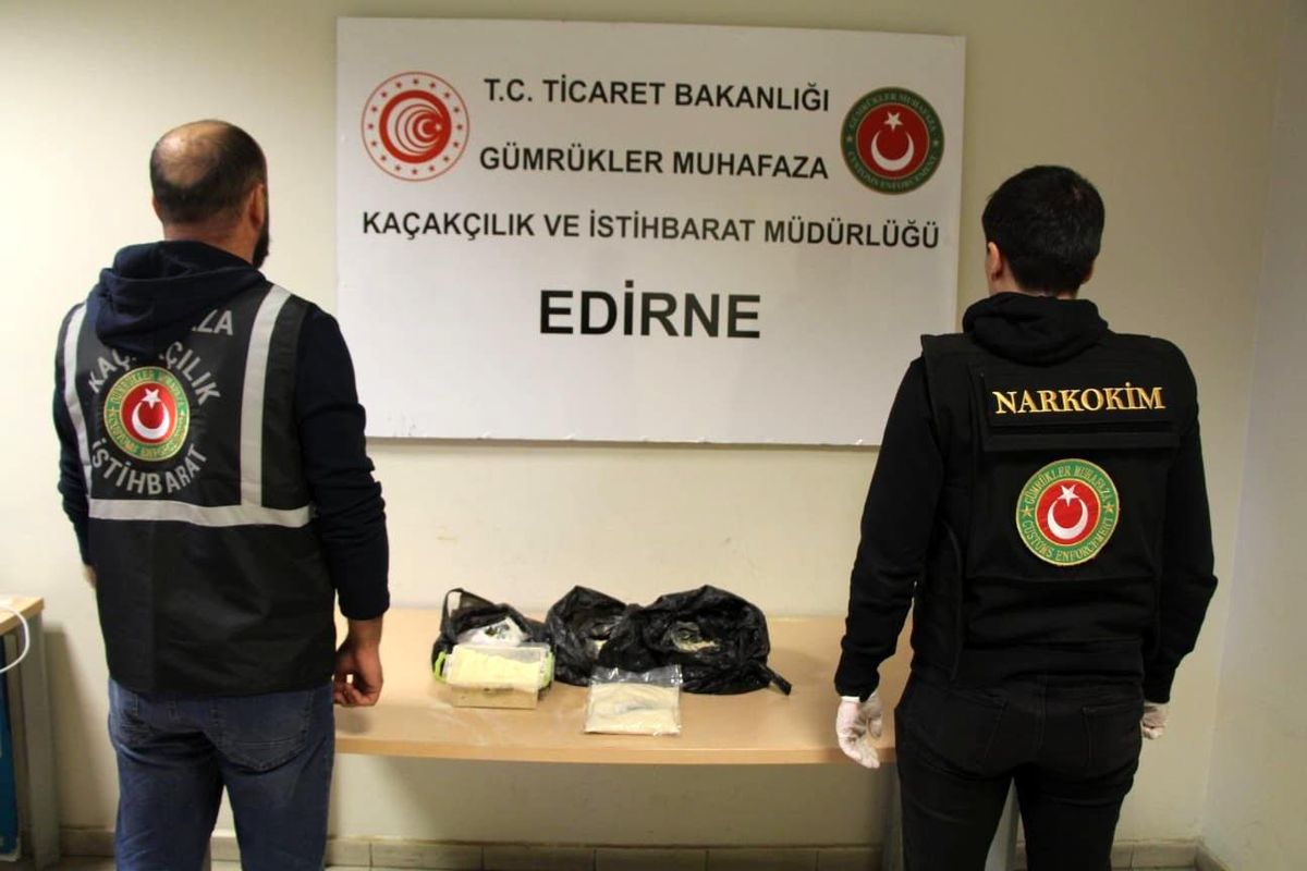 Edirne\'de uyuşturucu operasyonu: 22 şüpheli yakalandı
