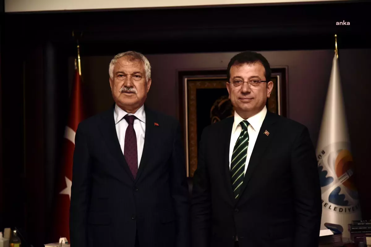 İmamoğlu, Zeydan Karalar ile Birlikte Adana Kriz Yönetim Masası\'nda: "Bugüne Kadar Yaptığımız Ortak Çalışmaları Adana\'ya Sevk Etmeyi, Adana\'yla Ortak...