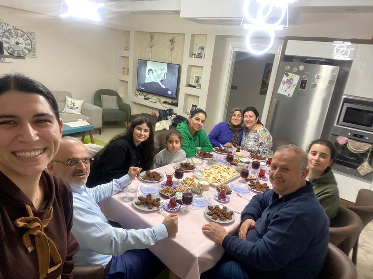 Kimse kimseyi tanımıyordu ama herkes kaynaştı