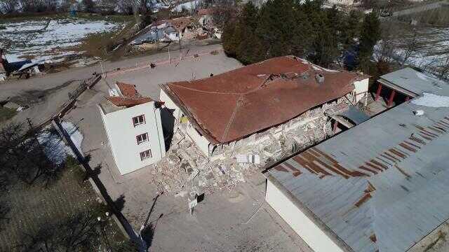 MALATYA'DA GÜÇLENDİRME YAPILAN OKULLAR YERLE BİR OLDU