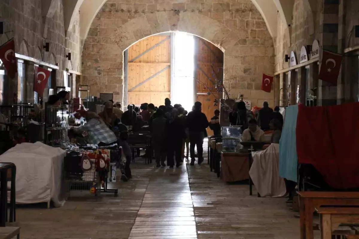 Mimar Sinan\'ın 1574 yılında yaptığı külliye depremzedelere ev oldu