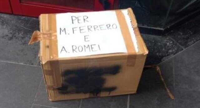 Sampdoria kulüp binasına kesik domuz başı bırakıldı! Notu okuyan yetkililer hemen alarm verdi Sampdoria kulüp binasına kesik domuz başı bırakıldı! Notu okuyan yetkililer hemen alarm verdi