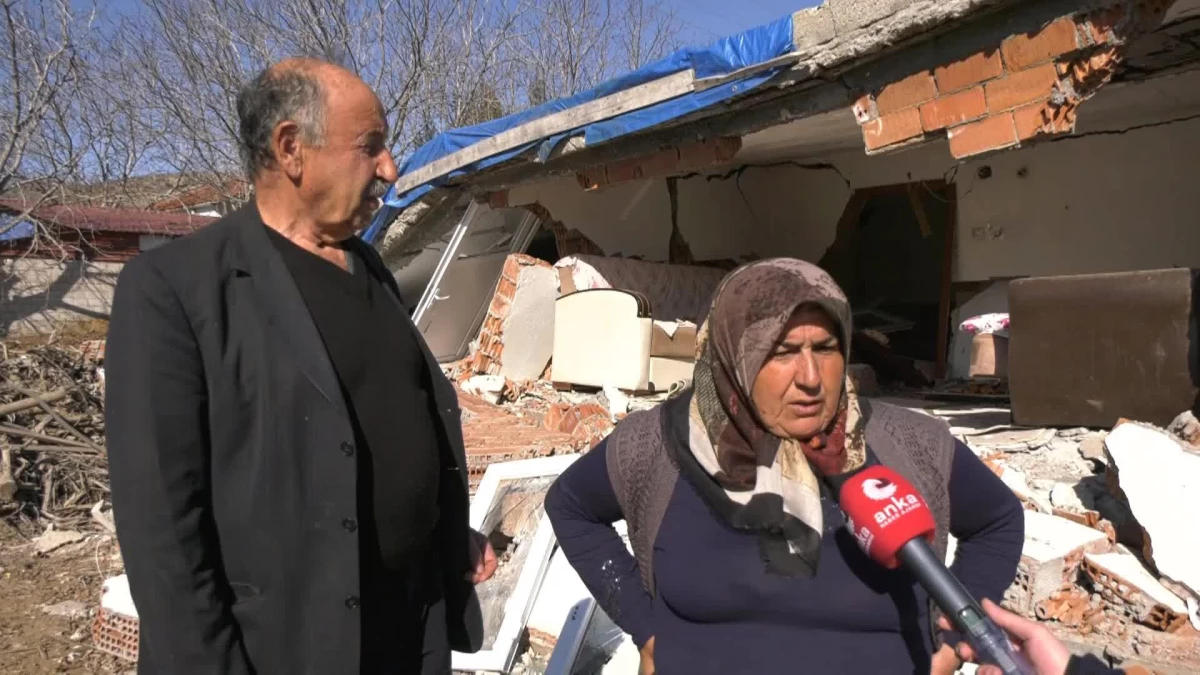 Sinan Cemgil ve Arkadaşlarının Anılarının Olduğu İnekli Köyü, Depremden Zarar Gördü