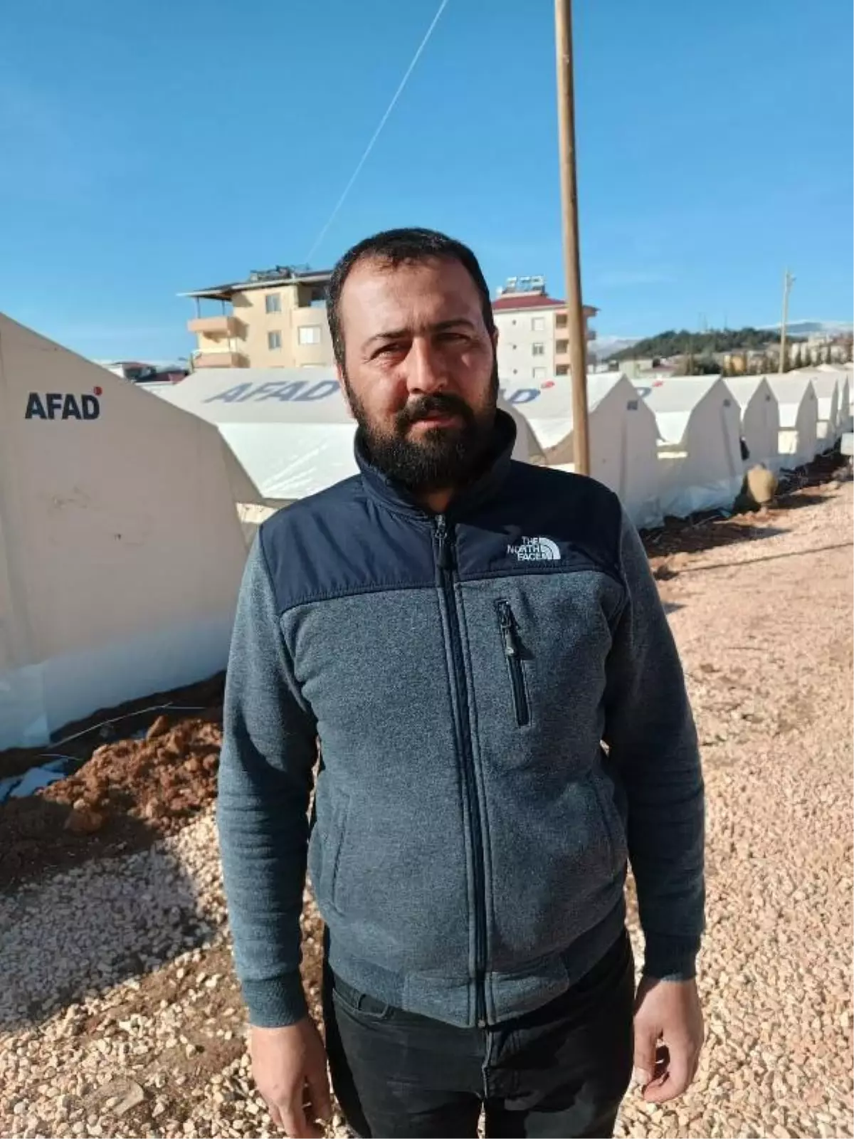 Yıkılan binada ablası, eniştesi ve 2 yeğeni öldü, diğer yeğeni Mehmet'i arıyor