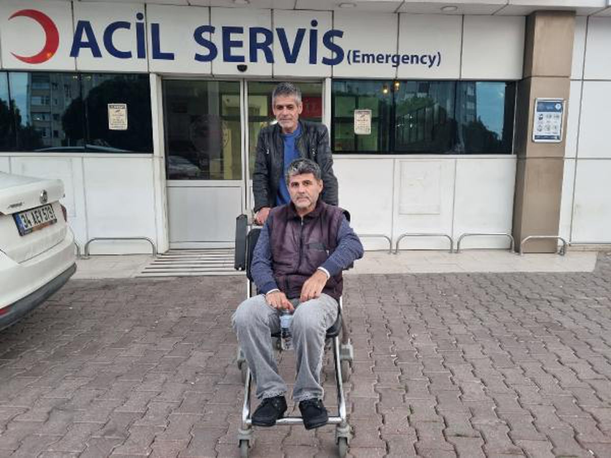 AİLESİNİ KURTARDIKTAN SONRA YARALANAN DEPREMZEDE, TABURCU EDİLDİ