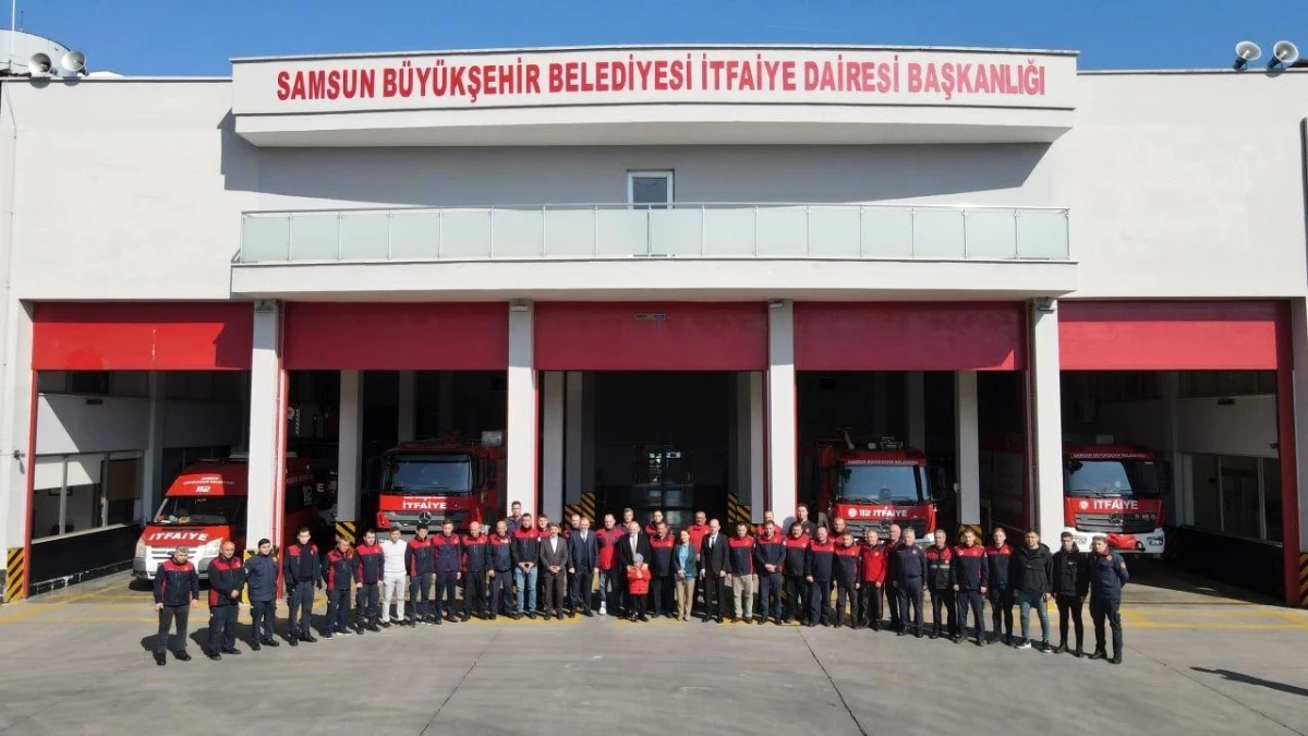 Başkan Demir: "İtfaiye ekiplerimiz kendi canlarını hiçe sayarak, büyük mücadele verdi"