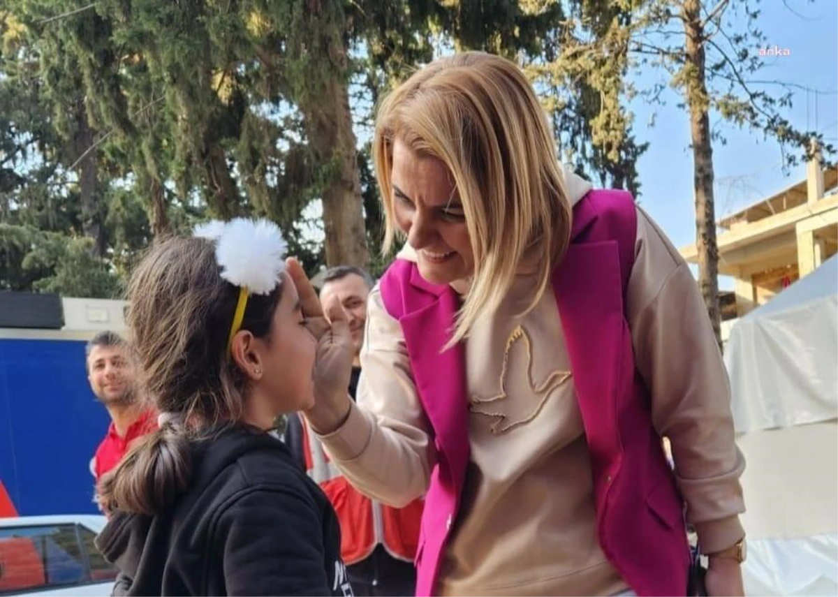 İzmit Belediye Başkanı Hürriyet\'ten Depremzede Çocuklar İçin \'Kahvaltılık Yardımı\' Çağrısı