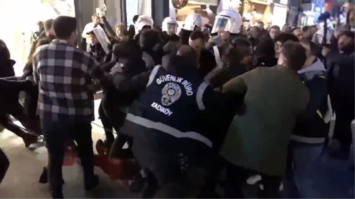Kadıköy\'de iki ayrı eyleme polis müdahalesi! Çok sayıda kişi gözaltına alındı