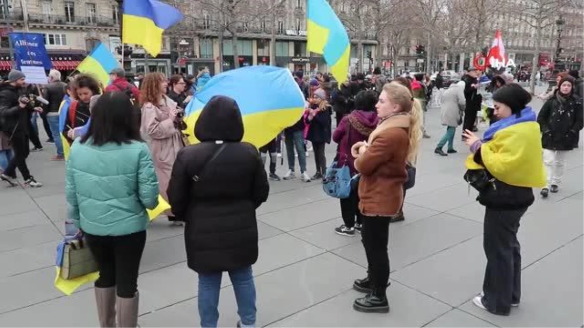 Rusya, Ukrayna savaşının 1. yıldönümünde Fransa\'da protesto edildi