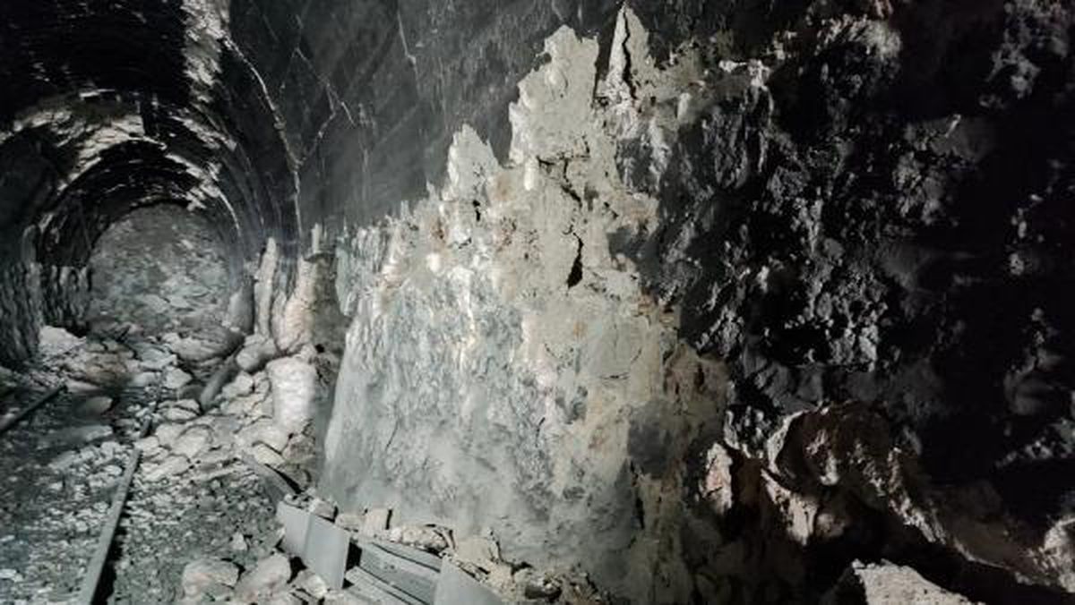 Adıyaman\'da demiryolu tüneli depremle çöktü