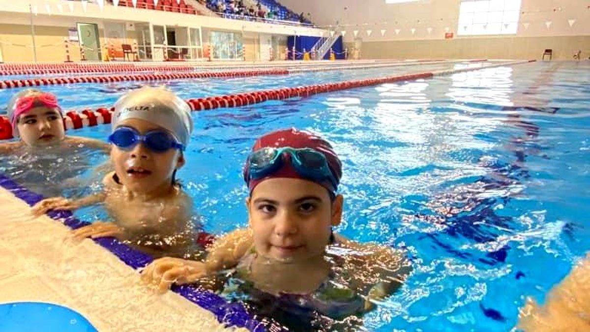 Aydın\'da çocuklar yüzme öğrenmeye devam ediyor