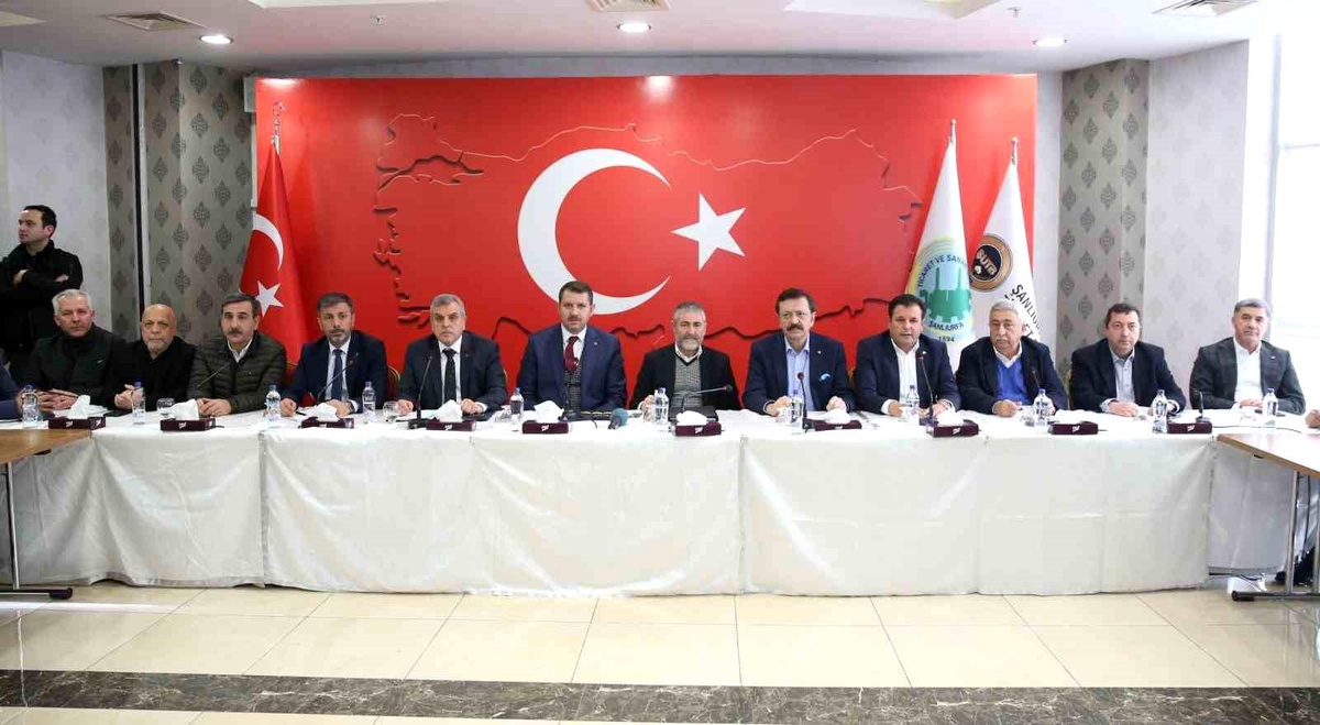 Bakan Nebati\'den deprem fırsatçılarına tepki