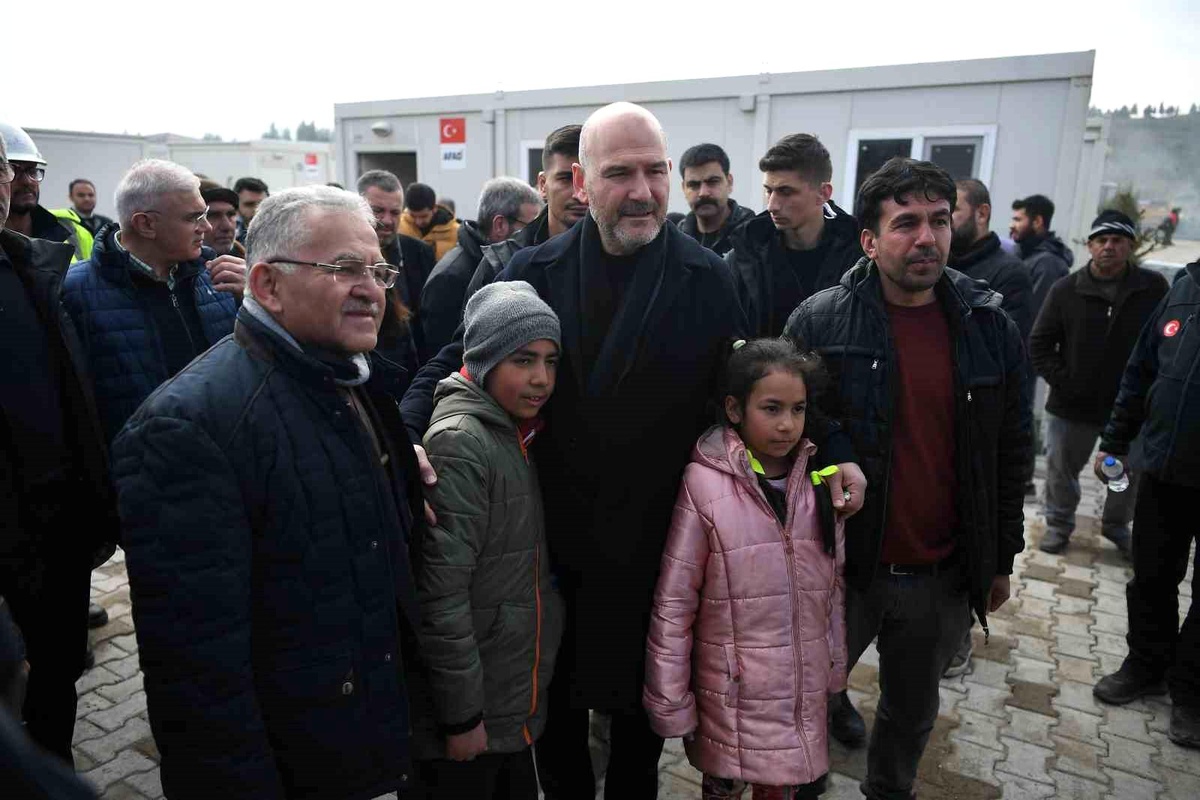 Bakan Soylu\'dan Başkan Büyükkılıç\'a "çarşı" teşekkürü
