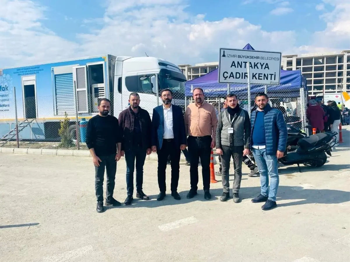 Başkan Gümrükçü, imar komisyonu üyeleriyle deprem bölgesinde