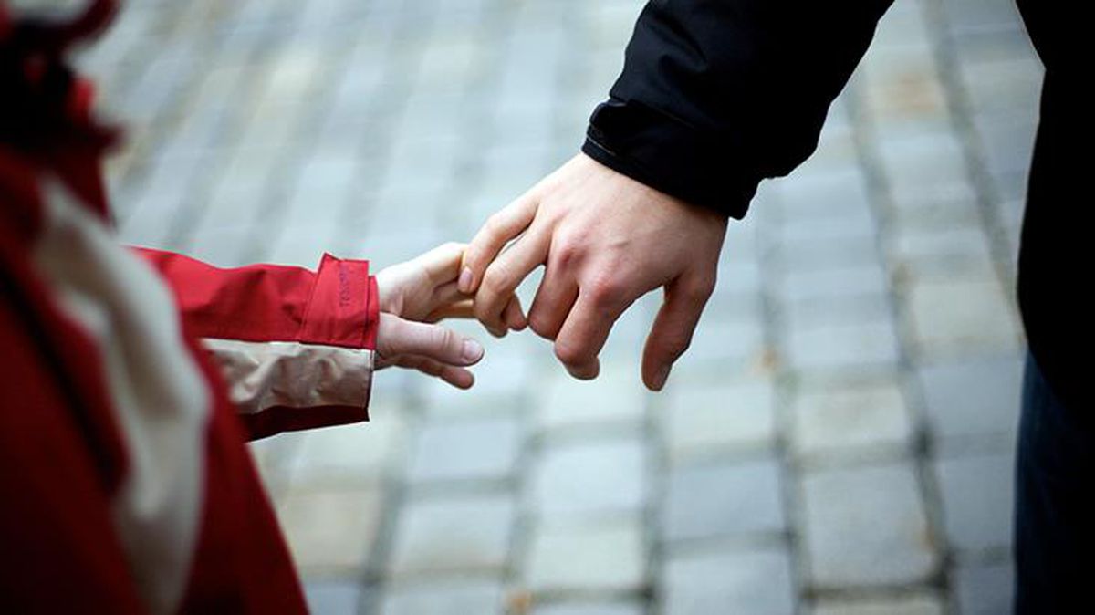 Depremzede çocuklar için 319 bin 241 'koruyucu aile' başvurusu