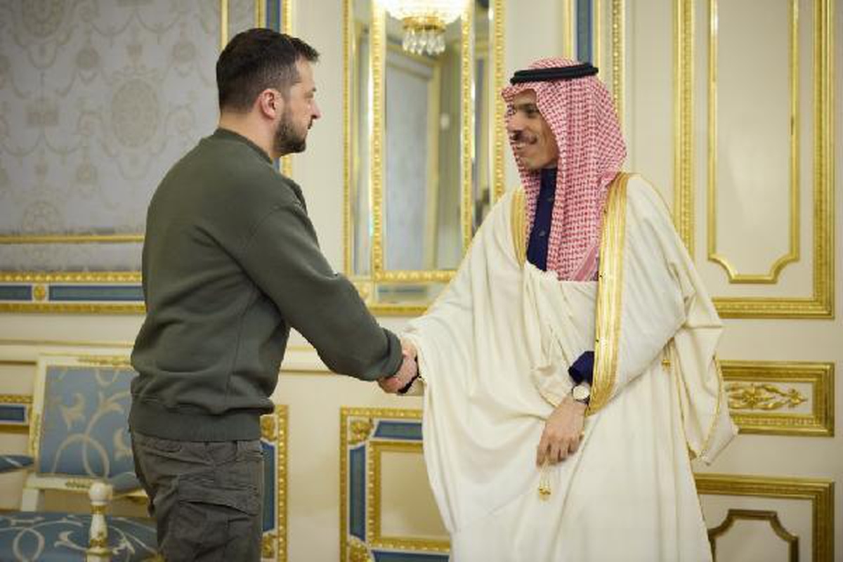 Suudi Arabistan Dışişleri Bakanı\'ndan Ukrayna ziyareti