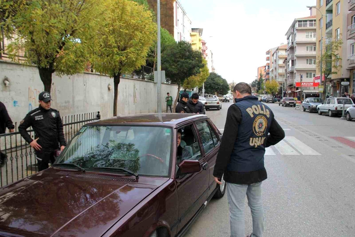 Uşak\'ta aranan 41 şüpheli tutuklandı