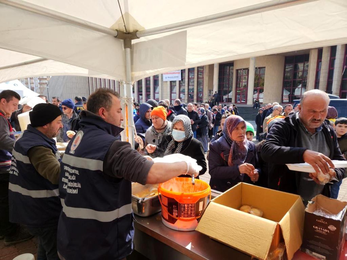 365 bin afetzede Samsun Büyükşehir\'in yemek çadırından faydalandı